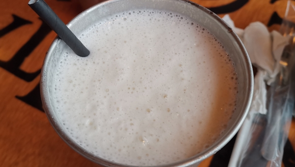Batido Guanabana en Leche : Restaurante la Parrillita de Pepe