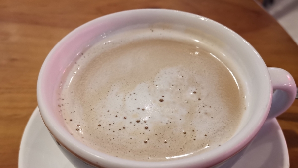 Café con Leche 8oz / Restaurante Spoon