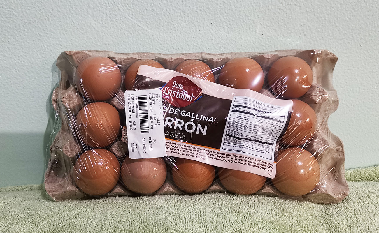 Huevos Gallina Marrón Clase A 960g/  Don Cristobal, Masxmenos, Flores, Heredia 31082023