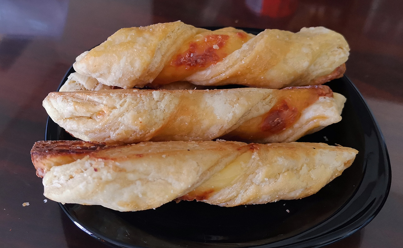 palitos-de-queso-panaderia-pan-techi-distrito-san-joaquin-canton-flores-heredia-10022024