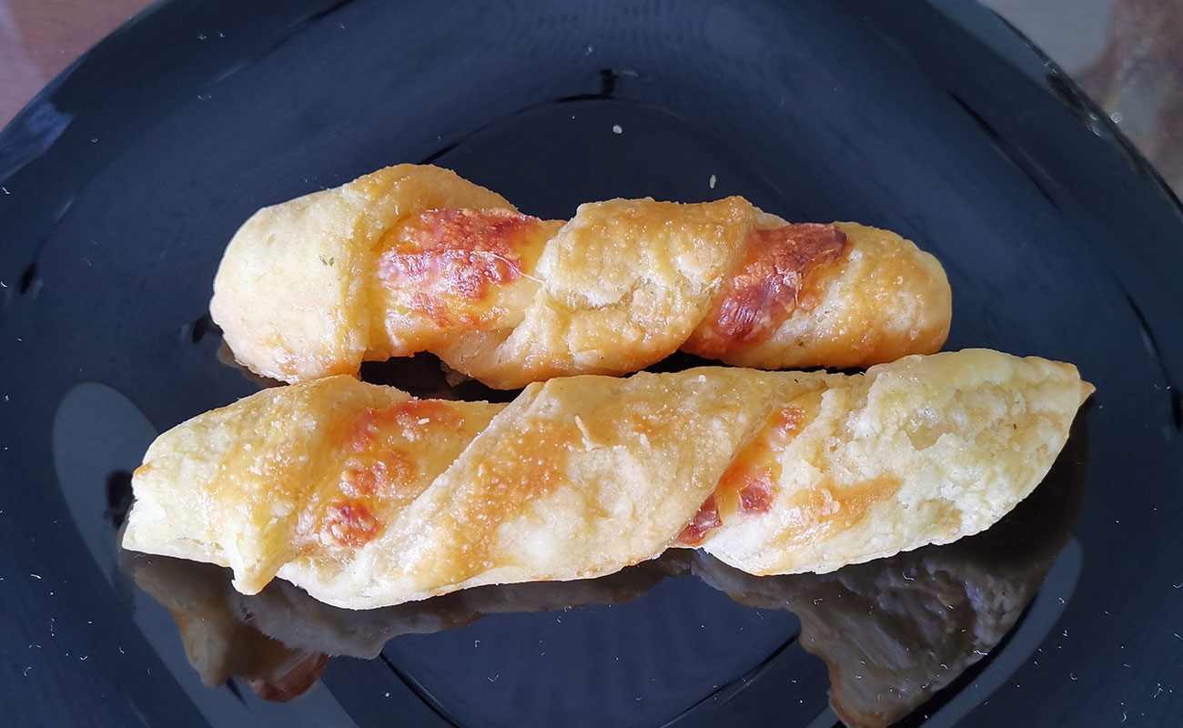 palitos-queso-panaderia-artesanal-pan-techi-distrito-san-joaquin-canton-flores-heredia-16012024