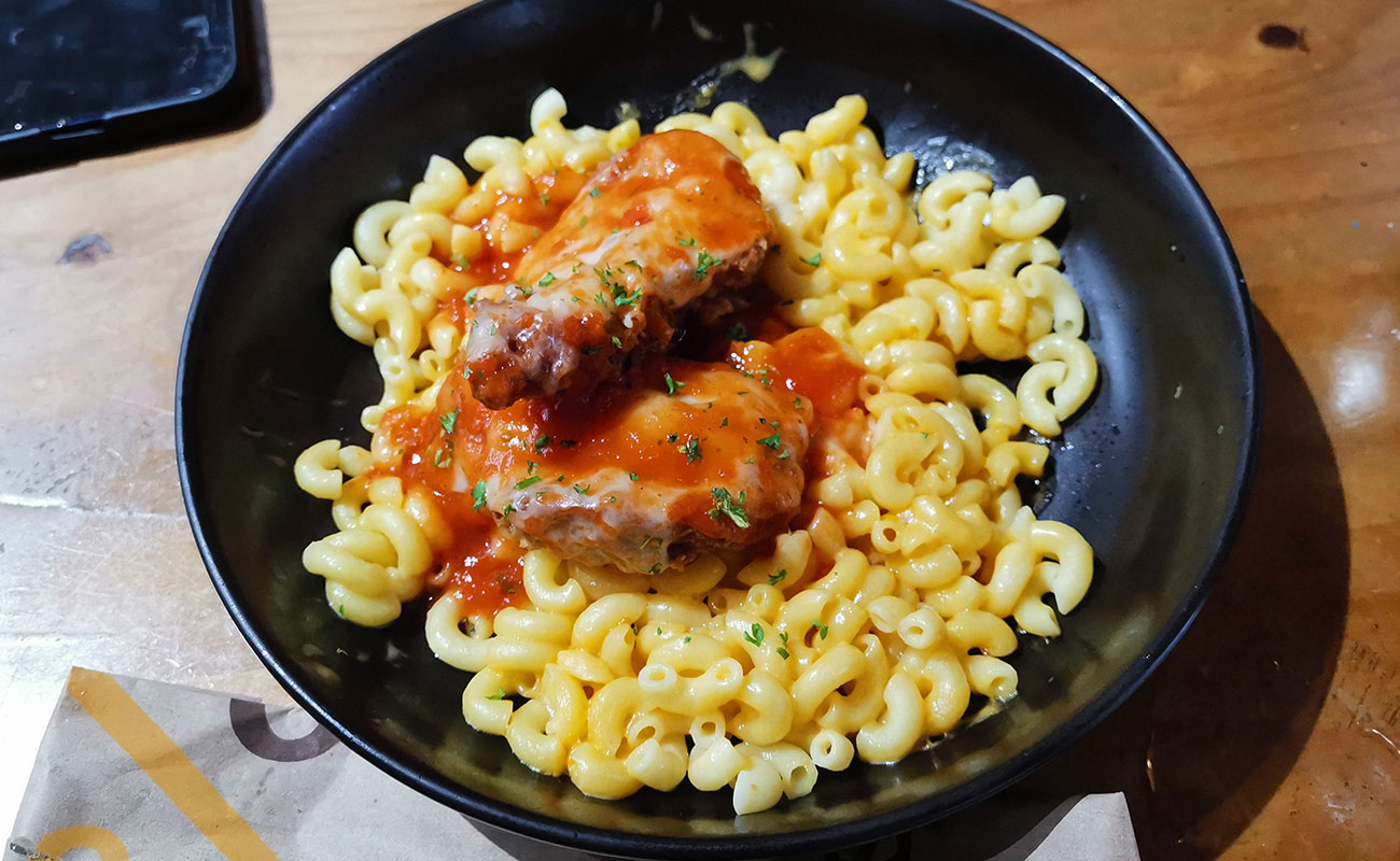 Pollo en Salsa Italiana / Restaurante Spoon, Plaza Multiflores, San Francisco, Heredia 17092023