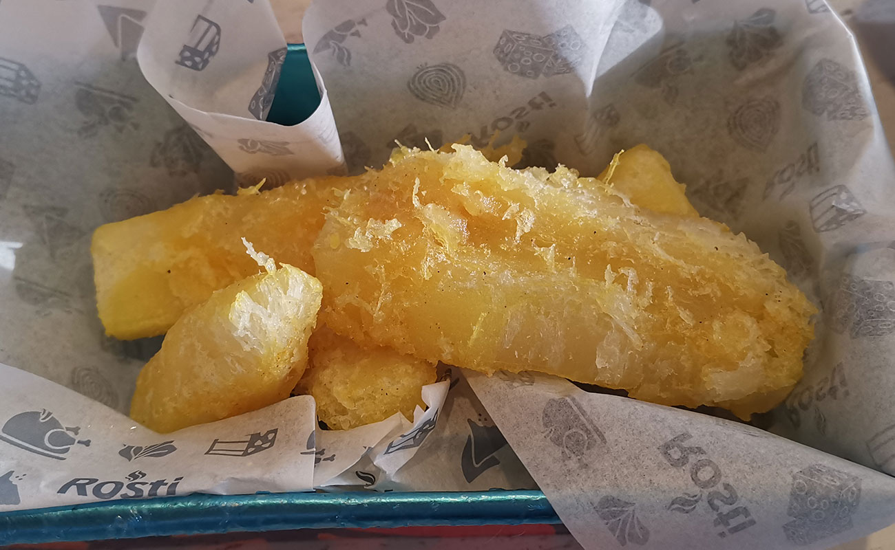 porcion-yuca-frita--restaurante-rosti-pollos-oxigeno-human-playground-distrito-san-francisco-canton-heredia-heredia-19012024