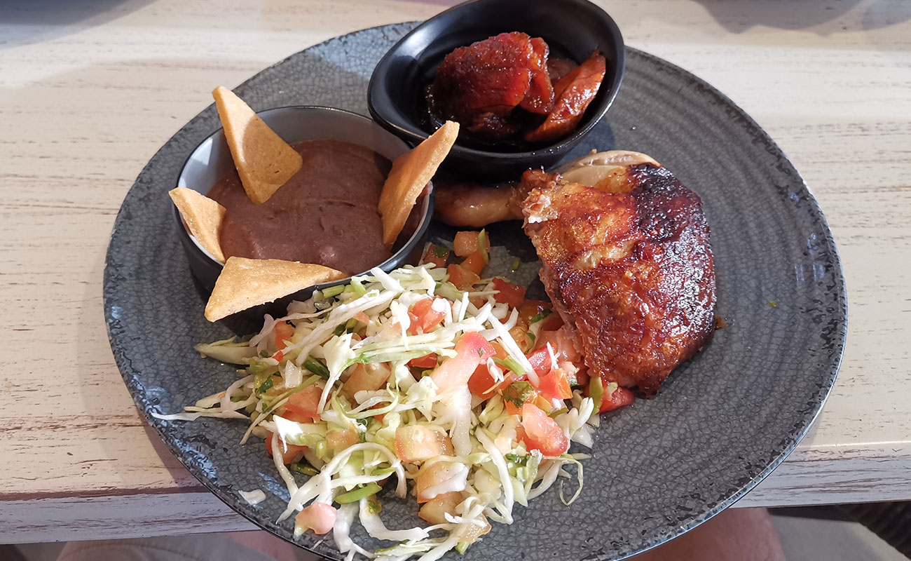 quarto-pollo-asado-restaurante-rosti-pollos-oxigeno-human-playground-distrito-san-francisco-canton-heredia-heredia-19012024