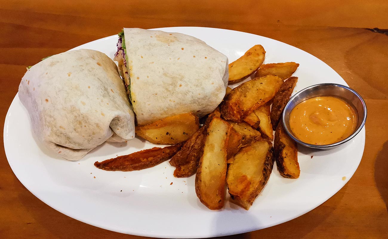 wrap-de-pollo-restaurante-spoon-oxigeno-human-playground-distrito-san-francisco-canton-heredia-heredia-05052024